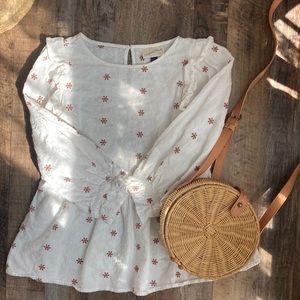 Universal thread: white peplum bottom top with embroidered details